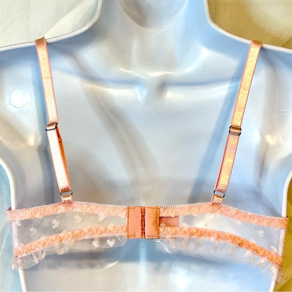 NWT Pink Lace Matching Bra and Panties Set- small - Picture 7 of 8